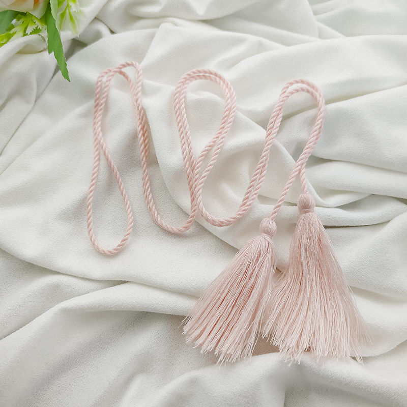 Medvilnės audinio dekoratyvinė liemens juosta, etninio stiliaus – suknelės aksesuaras (Medžiaga: Kita; Sezonas: Pavasaris; Stilius: Šiuolaikinis paprastumas; Panaudojimas: Laisvalaikio kelionės; Išleidimas: Žiema 2022)