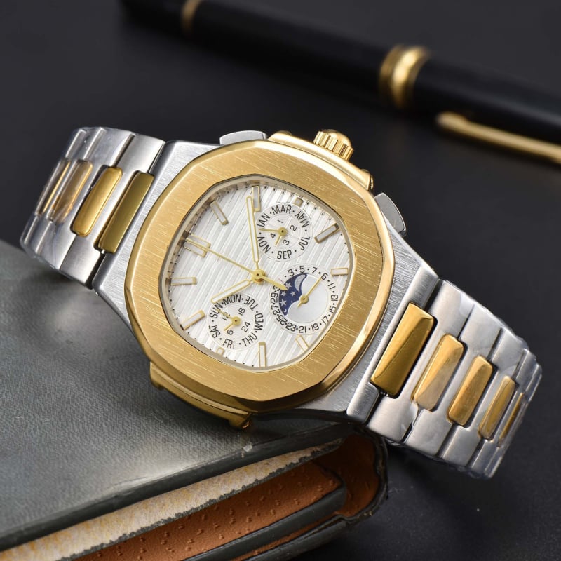 Vyrų laikrodis iš nerūdijančio plieno, kvarcinis mechanizmas, šviesinantis stačiakampis dialas, atsparumas vandeniui 30 m