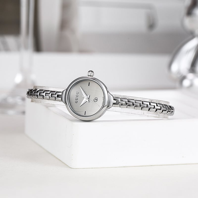 Moterų laikrodis su japonų kvarcinio mechanizmo, apvalus laikrodžio skydelis, metalinis korpusas, mineralinis stiklas, atsparumas vandeniui 30 m