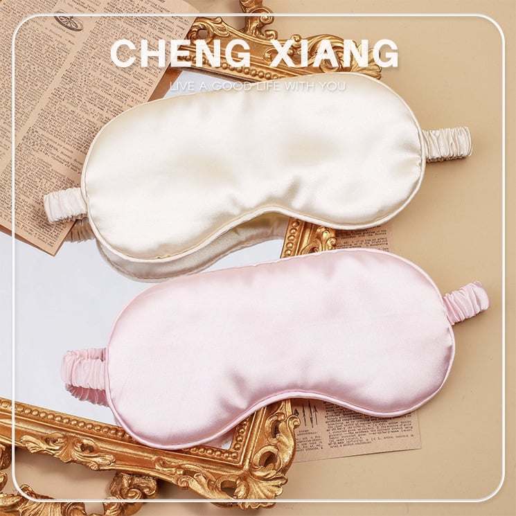 Dovanų rinkinys: akių kaukė iš dirbtinio šilko ir penkių dantų šukos, pakuotas į maišelį, CX prekės ženklas, vestuvėms dovaną