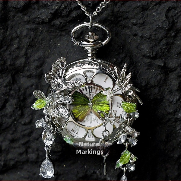 Kapsové hodinky s motýľom – pohyblivý skutočný motýľový exemplár, darček pre dievčatá a kamarátky (Elektronický pohon; vodotesnosť 35m; puzdro zo silikónu; okrúhly ciferník; ABS sklo)