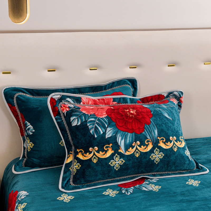 Set dviju jastučnica od mliječne veluru, twill tkanina, 30s tkanina, reaktivni ispis i bojanje, moderan minimalistički stil