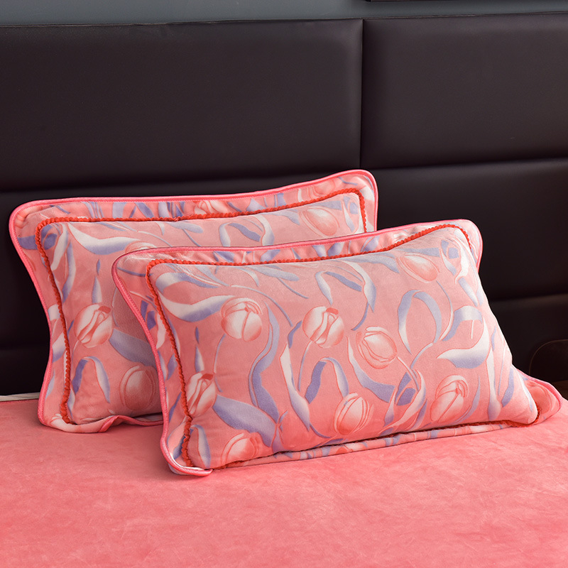 Set dviju jastučnica od mliječne veluru, twill tkanina, 30s tkanina, reaktivni ispis i bojanje, moderan minimalistički stil