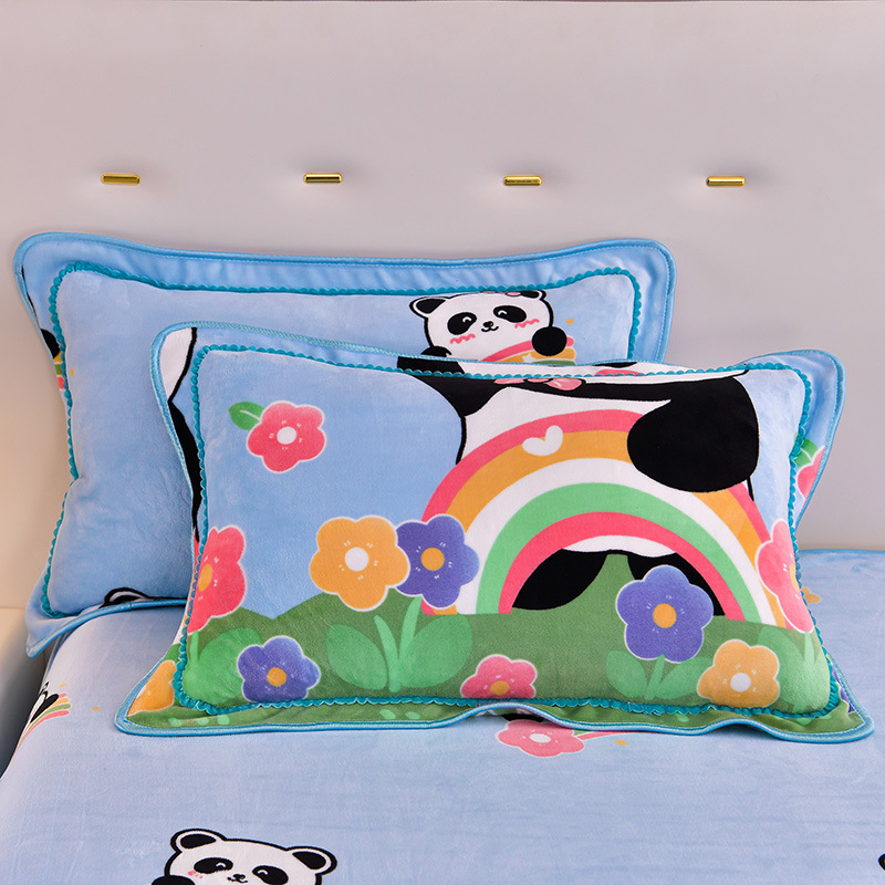 Set dviju jastučnica od mliječne veluru, twill tkanina, 30s tkanina, reaktivni ispis i bojanje, moderan minimalistički stil