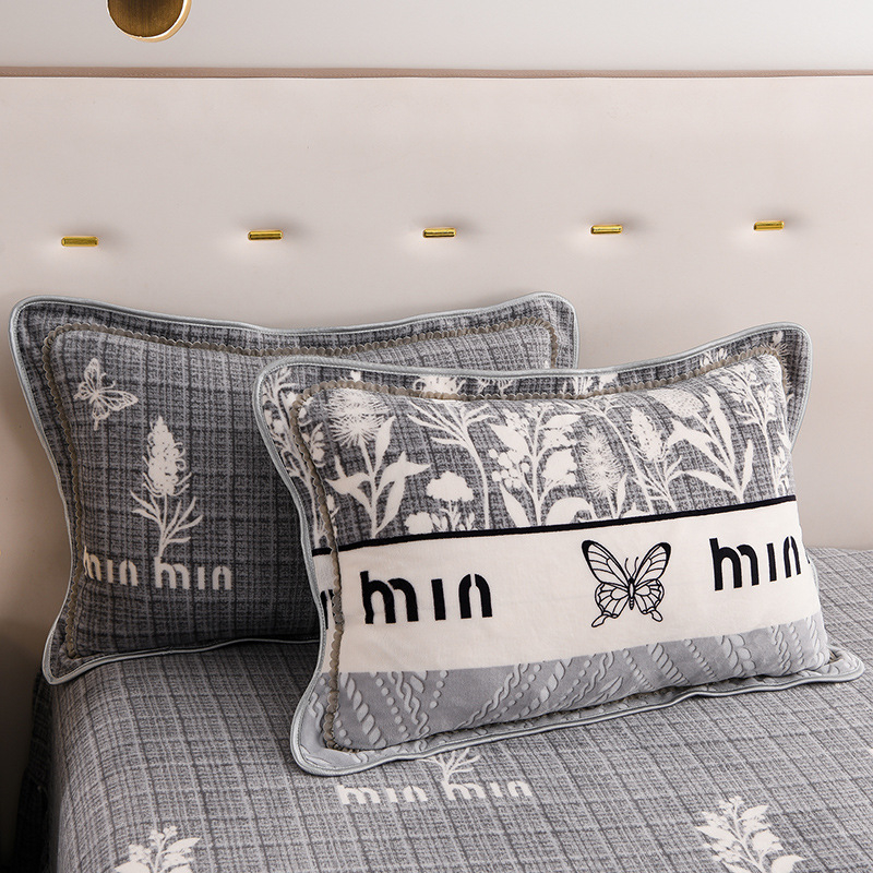 Set dviju jastučnica od mliječne veluru, twill tkanina, 30s tkanina, reaktivni ispis i bojanje, moderan minimalistički stil