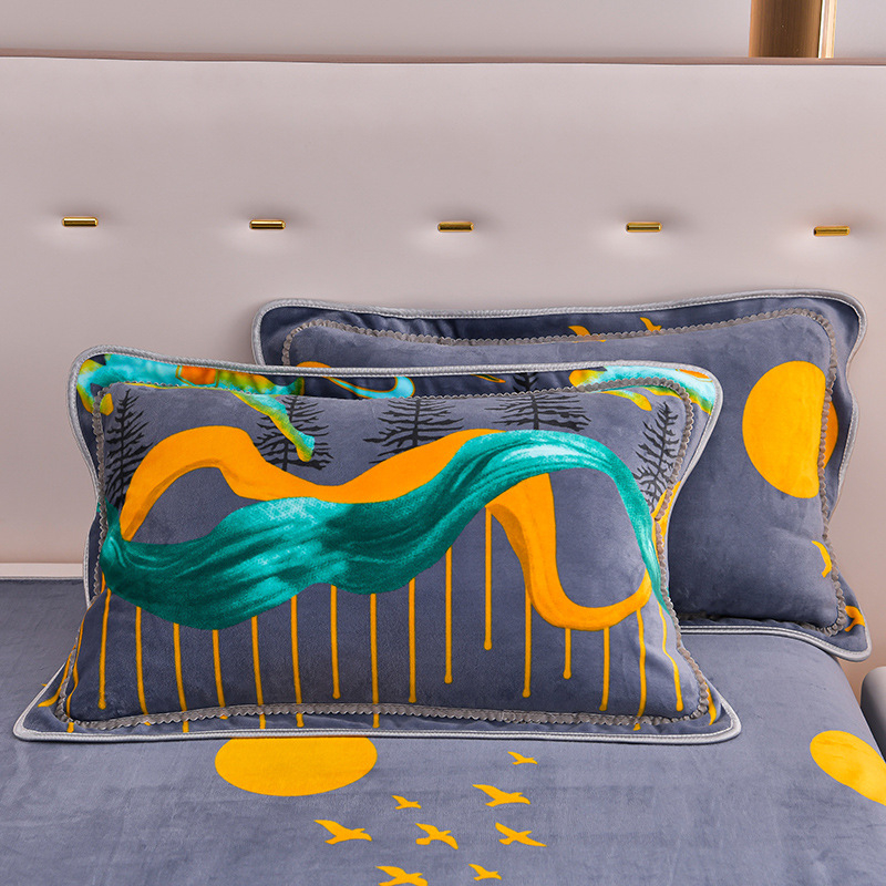 Set dviju jastučnica od mliječne veluru, twill tkanina, 30s tkanina, reaktivni ispis i bojanje, moderan minimalistički stil