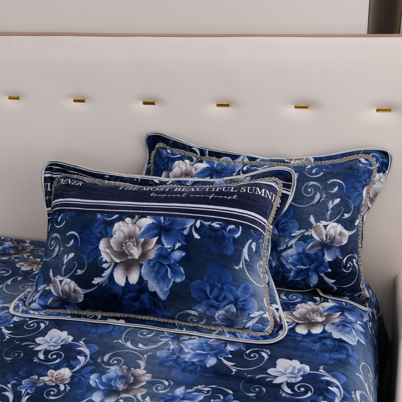 Set dviju jastučnica od mliječne veluru, twill tkanina, 30s tkanina, reaktivni ispis i bojanje, moderan minimalistički stil