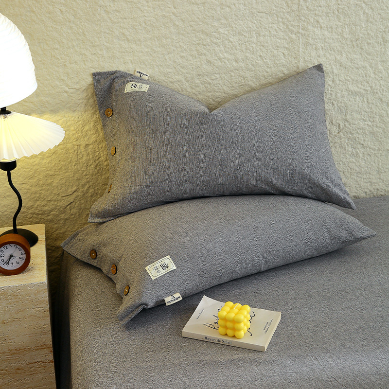 Jastučnica od 100% pamuka, 30 niti, tkanina yarn-dyed, reactive ispis i bojanje, moderni minimalistički stil