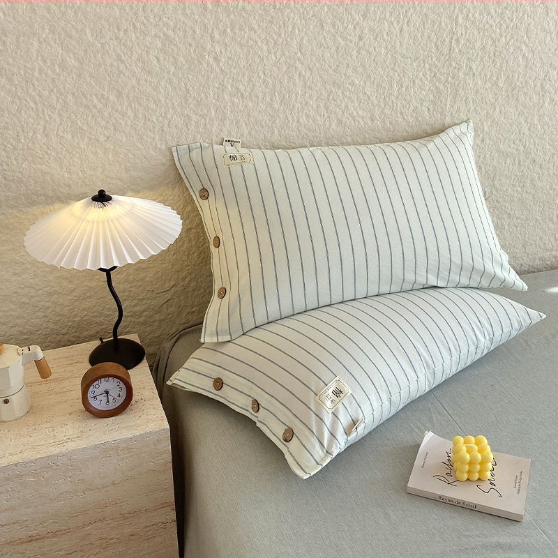 Jastučnica od 100% pamuka, 30 niti, tkanina yarn-dyed, reactive ispis i bojanje, moderni minimalistički stil