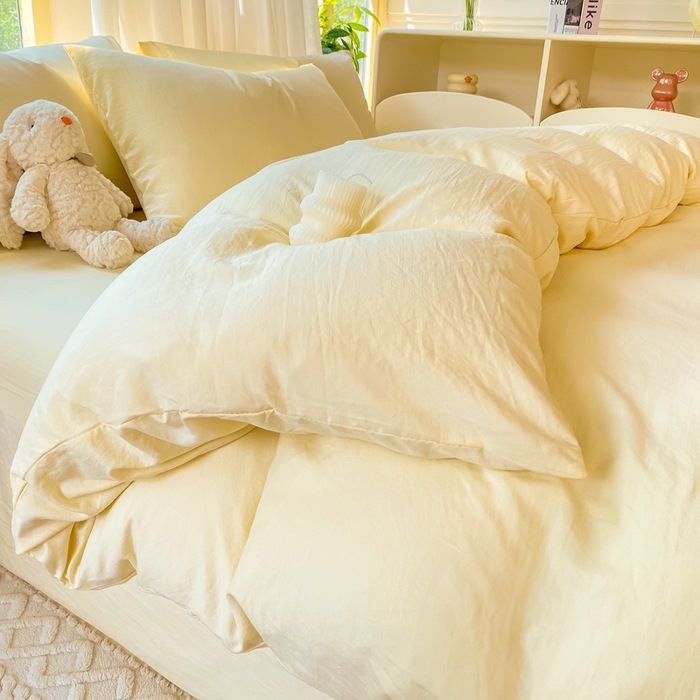 Mosott pamutból készült négyrészes ágyneműkészlet, brudshed felülettel és quilted kivitelben, reaktív színezéssel, modern minimalist stílus