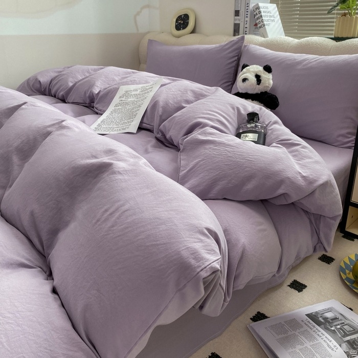 Mosott pamutból készült négyrészes ágyneműkészlet, brudshed felülettel és quilted kivitelben, reaktív színezéssel, modern minimalist stílus