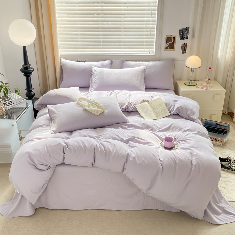 Mosott pamutból készült négyrészes ágyneműkészlet, brudshed felülettel és quilted kivitelben, reaktív színezéssel, modern minimalist stílus