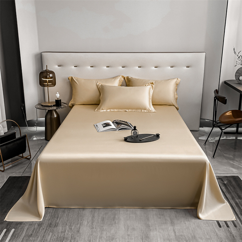 Trys dalių patalynės komplektas, 100% ilgam pluoštų medvilnė, twill audinys, vientisas raštas, reaktyvus dažymas, audinio tankis 200x100, šiuolaikinis minimalistinis stilius