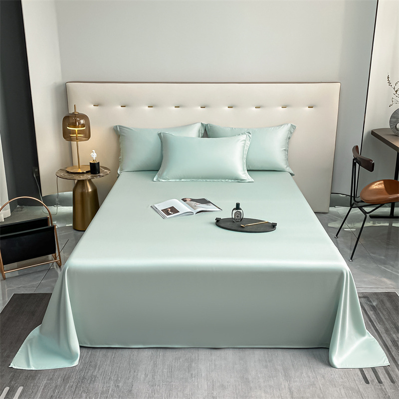 Trys dalių patalynės komplektas, 100% ilgam pluoštų medvilnė, twill audinys, vientisas raštas, reaktyvus dažymas, audinio tankis 200x100, šiuolaikinis minimalistinis stilius