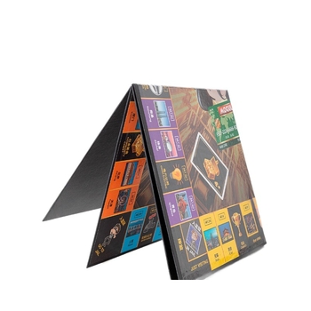 Galda spēle ar kartēm no Heroic General — materiāls: plastmasa; piemērots izklaides parkiem; vecums 7–35 gadi