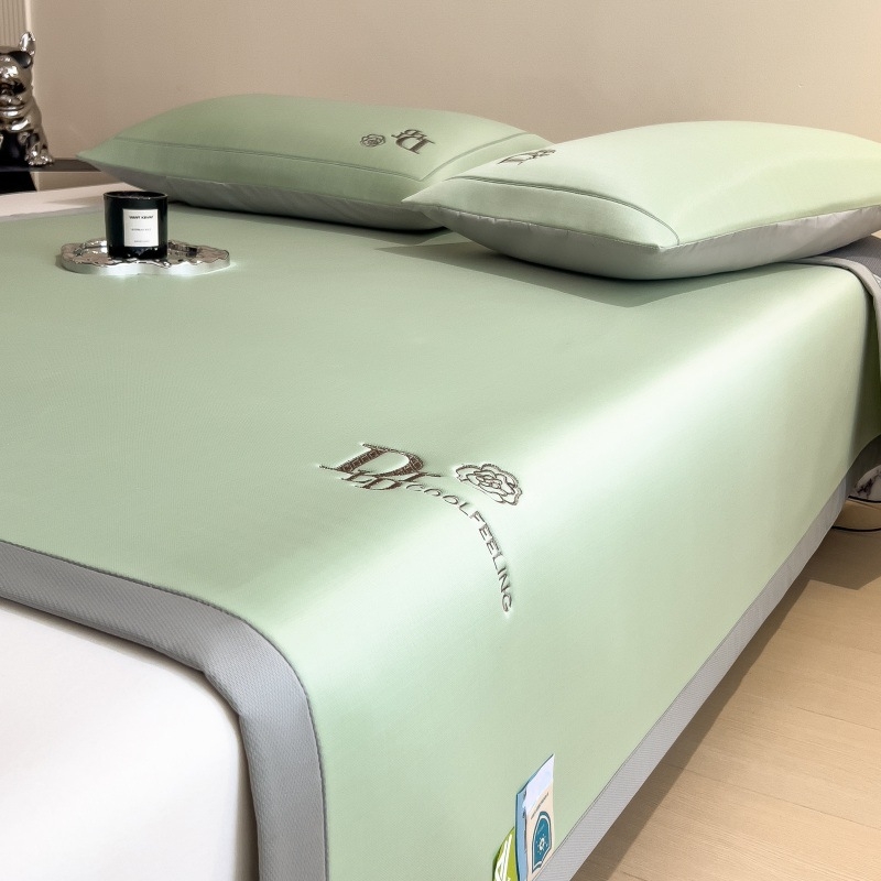 Lova kilimėlių komplektas iš ledinio šilko viskozės, siuvinėtas, sulankstomas, lengvas prabangos stilius, galima skalbti mašinoje