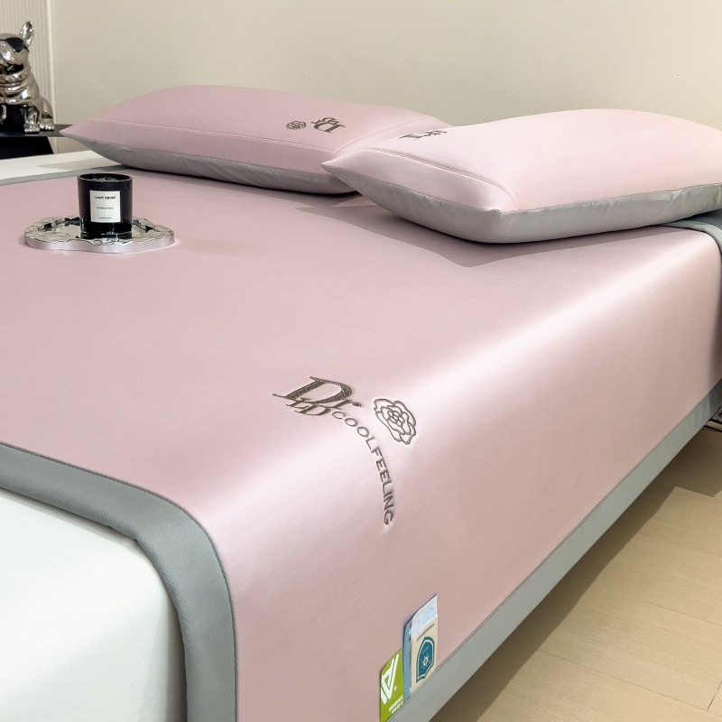 Lova kilimėlių komplektas iš ledinio šilko viskozės, siuvinėtas, sulankstomas, lengvas prabangos stilius, galima skalbti mašinoje