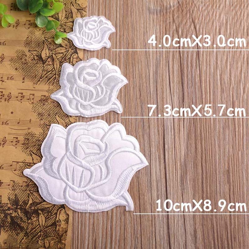 Binyan Rozes Zīmējuma Aplikācijas no Auduma Gultas Veļai un Galda Klājumam – Tekstila Aplikācijas Dziļu Remonts