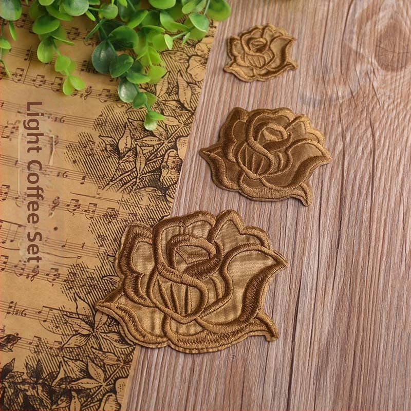 Binyan Rozes Zīmējuma Aplikācijas no Auduma Gultas Veļai un Galda Klājumam – Tekstila Aplikācijas Dziļu Remonts