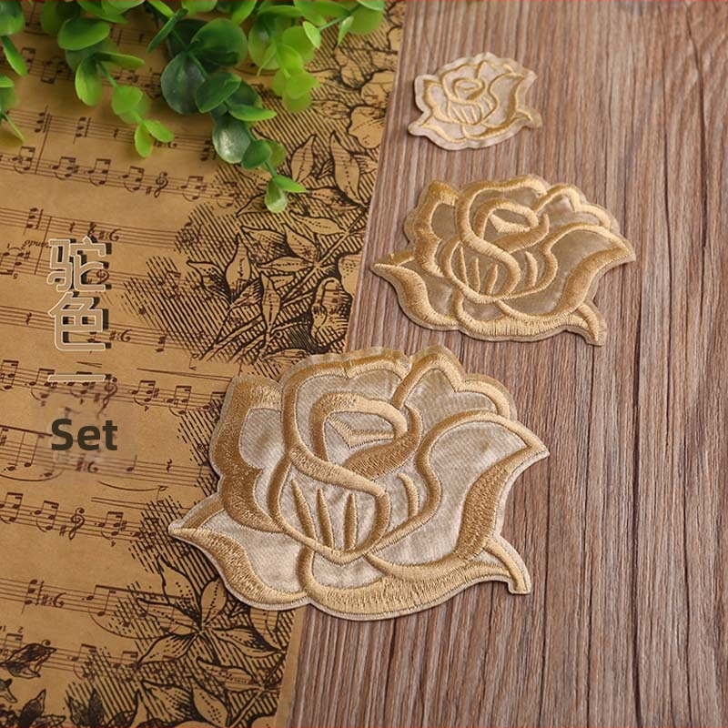 Binyan Rozes Zīmējuma Aplikācijas no Auduma Gultas Veļai un Galda Klājumam – Tekstila Aplikācijas Dziļu Remonts