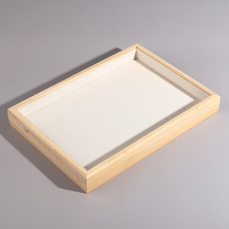 Kietmedžio juvelyrinių dirbinių dėžutė su senoviniu stiliumi ir jungimo technika