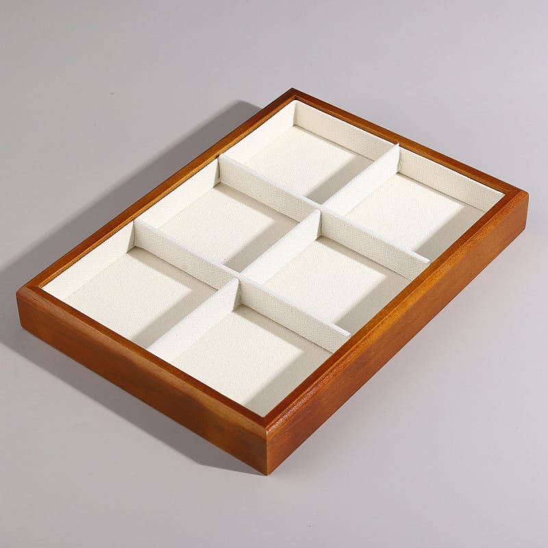 Kietmedžio juvelyrinių dirbinių dėžutė su senoviniu stiliumi ir jungimo technika