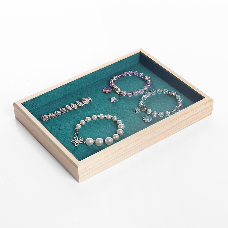 Kietmedžio juvelyrinių dirbinių dėžutė su senoviniu stiliumi ir jungimo technika