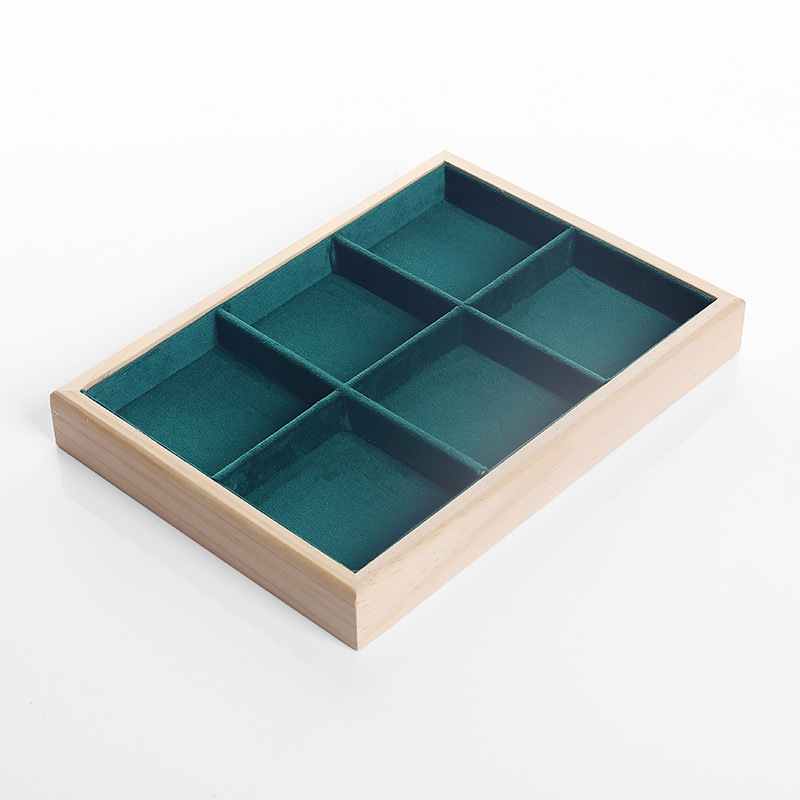 Kietmedžio juvelyrinių dirbinių dėžutė su senoviniu stiliumi ir jungimo technika