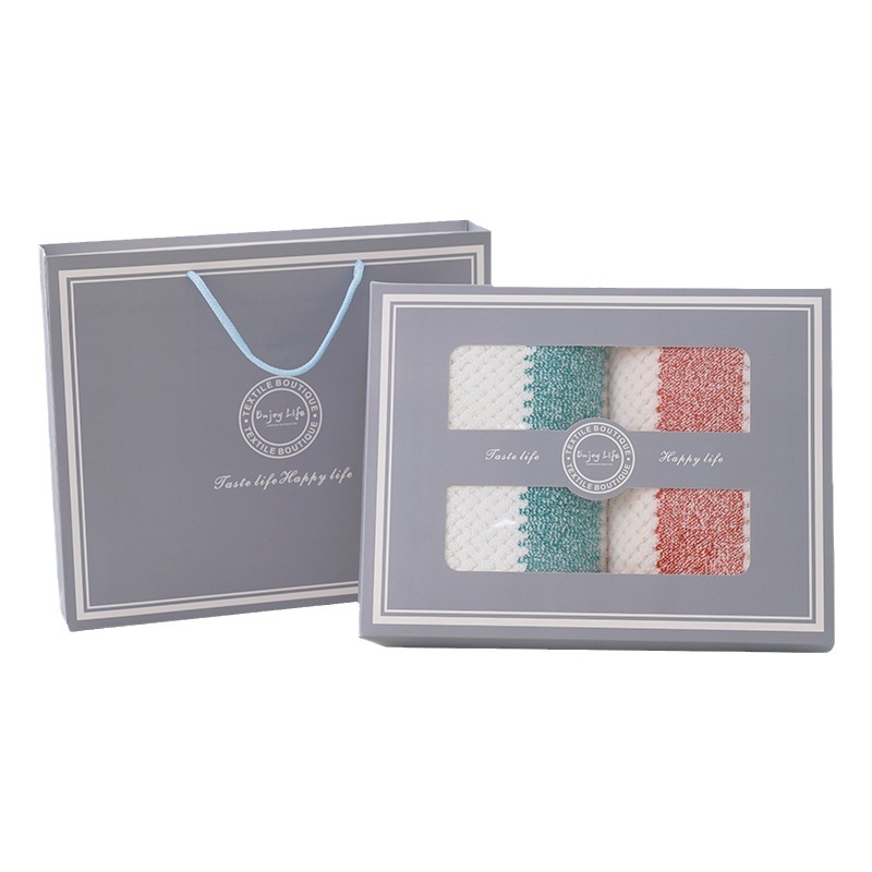 Комплект от две лицеви кърпи от корална флис, подаръчна кутия, бродирано лого, опция за персонализиране