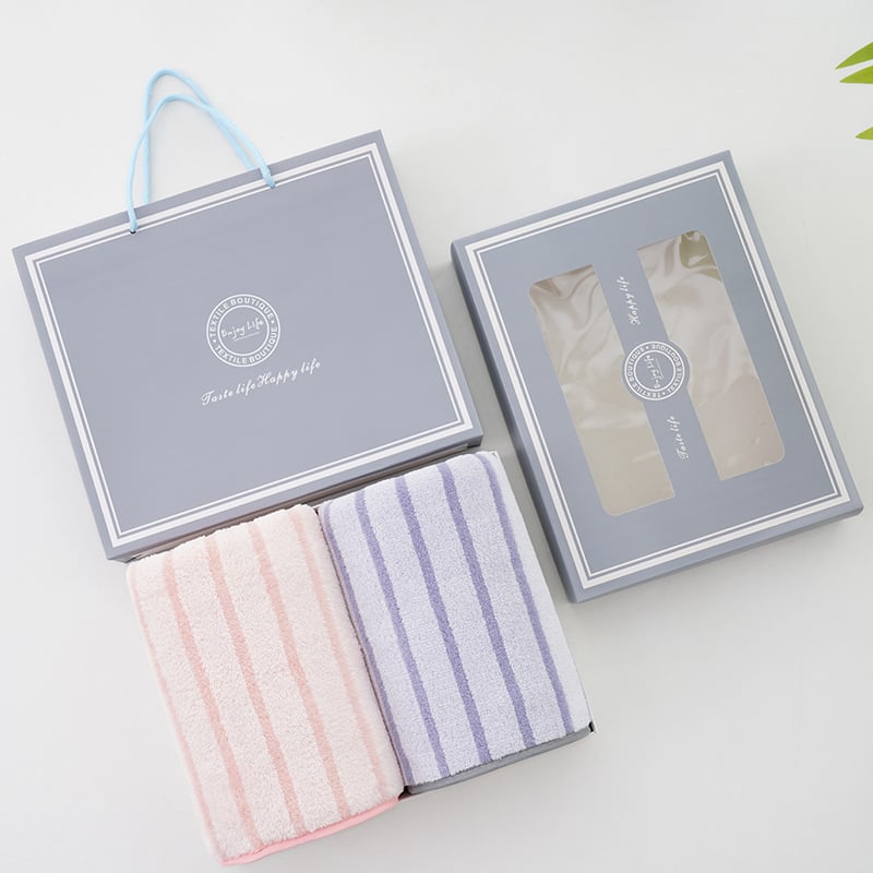 Комплект от две лицеви кърпи от корална флис, подаръчна кутия, бродирано лого, опция за персонализиране