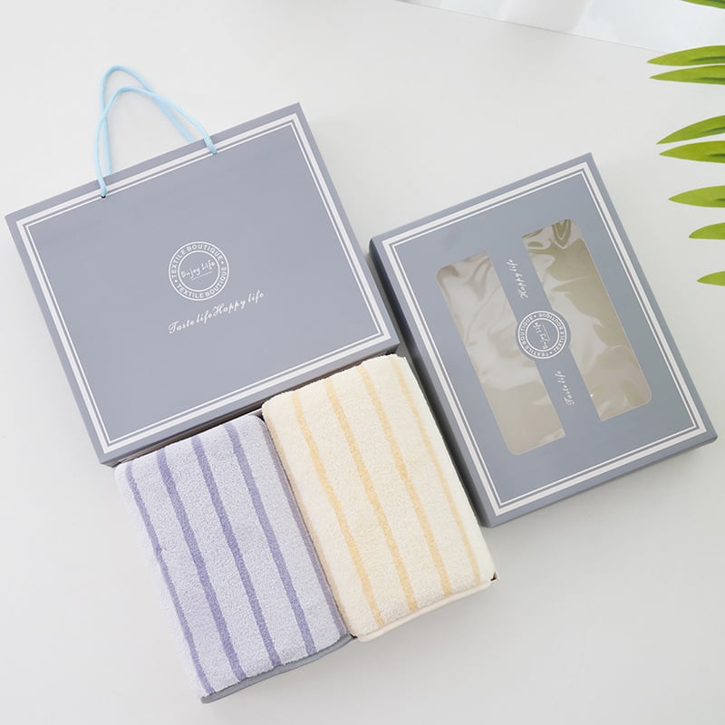 Комплект от две лицеви кърпи от корална флис, подаръчна кутия, бродирано лого, опция за персонализиране