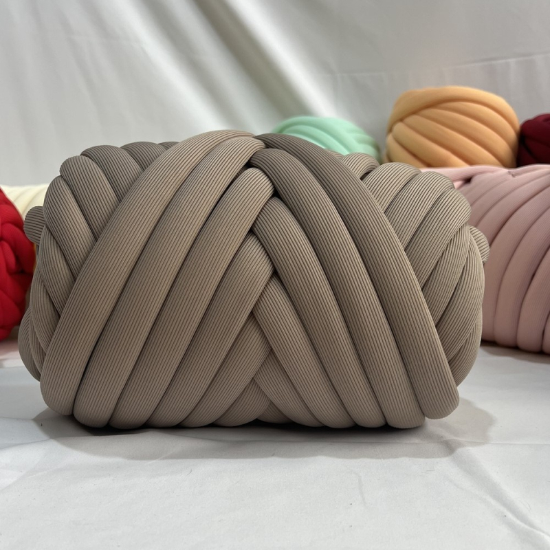 DIY triibuline niit käepäraste kotipaki, tekkide ja kasside pesade jaoks — polüester, 2000–2999 g, kohandatud töötlemine, muster triibud, Esimene klass, Moodne minimalistlikkus, Suvi