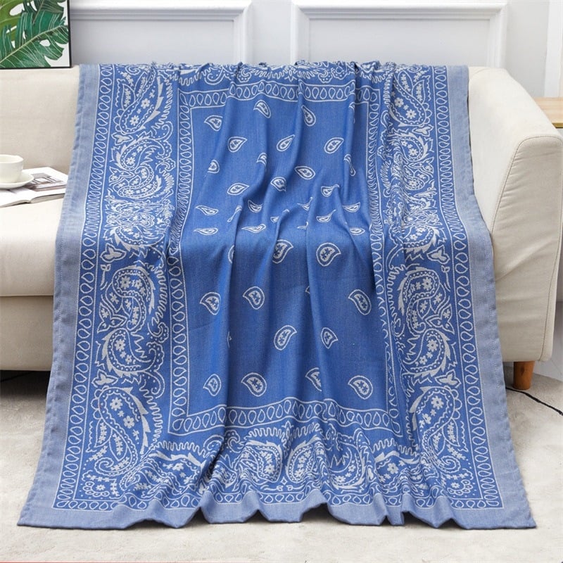 Polüesterjacquard pleed reisile — geomeetriline muster, modernne minimalistlik stiil, 500–799 g, sobib kõikidele aastaaegadele