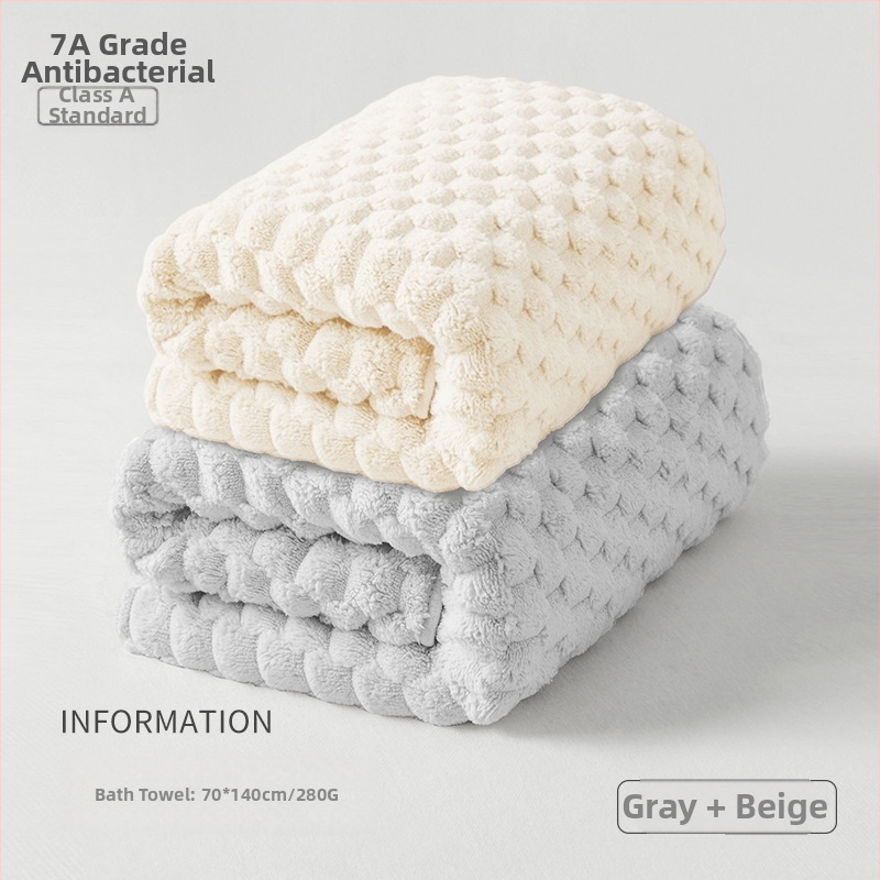 Trys rankšluosčių komplektas studentų bendrabutyje, 100% kitas pluoštas, 150D siūlas, džakardo audimas, po 100 g kiekvienam rankšluosčiui.