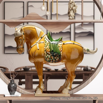 Keraminė arklio figūrėlė, kinietiško stiliaus, interjero dekorui, dovanų dėžutėje