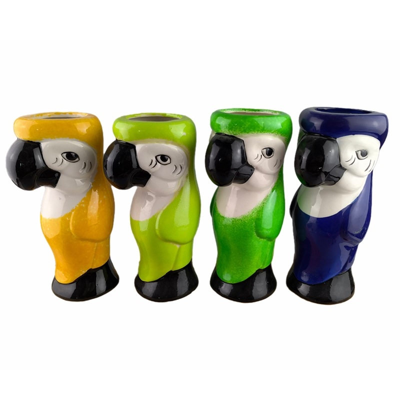 Keraamiline Tiki kruus – zombii näo reljeef, silindriline kuju, kuumuskindel