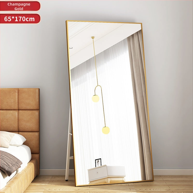 Ολόσωμος καθρέφτης – επιδαπέδια ή τοιχοστήριξη τοποθέτησης, σε σκανδιναβικό στυλ, για κοριτσίστικο δωμάτιο.