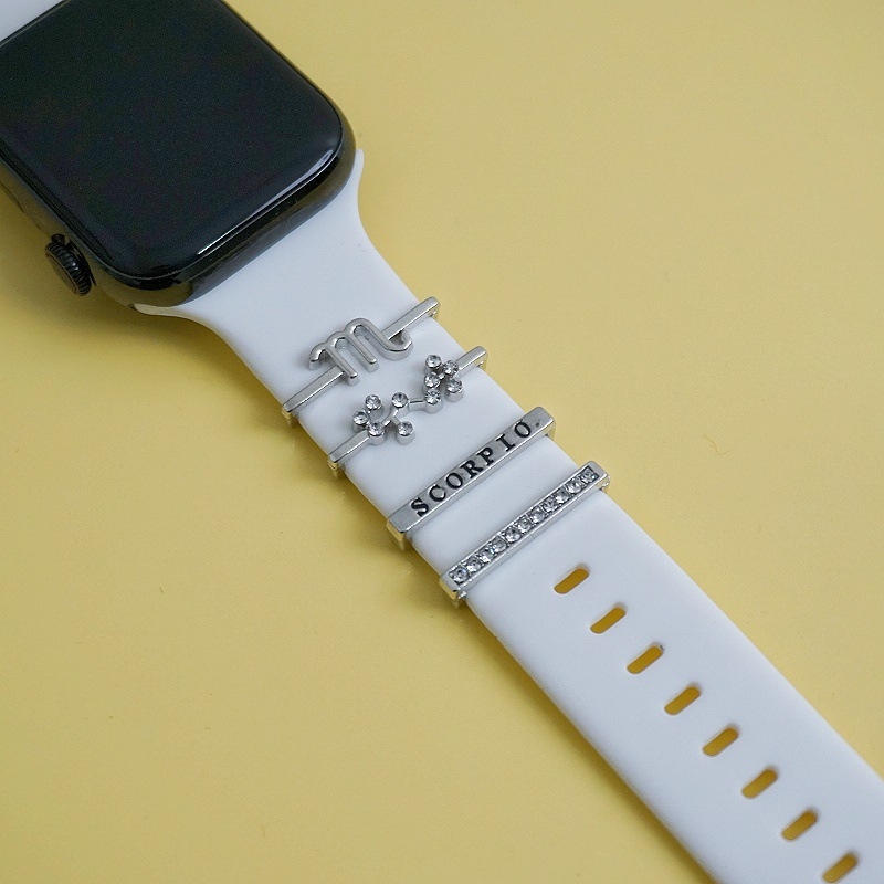 Σετ λουριού Apple Watch με διακοσμητική αγκράφα ζωδίων — ζώνη από κράμα, Άνοιξη 2024, ευέλικτο στυλ μόδας