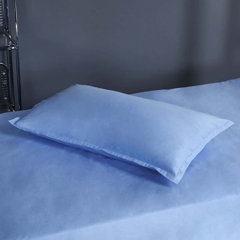 Jastučnica od 100% pamuka, twill tkanina, 40 niti, reaktivni ispis i bojanje, moderni minimalistički stil