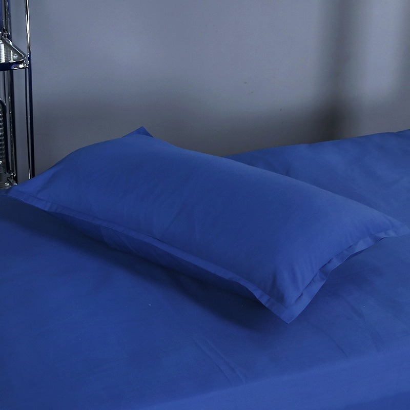 Jastučnica od 100% pamuka, twill tkanina, 40 niti, reaktivni ispis i bojanje, moderni minimalistički stil