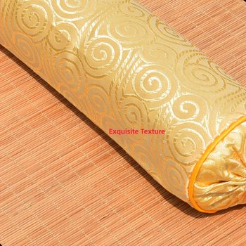 Jastučnica za vratni jastuk s izvezenim logom; satenski poliester tkanina (90% poliester); reaktivno bojanje; prilagodba dostupna