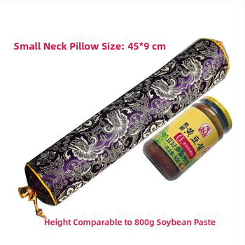 Jastučnica za vratni jastuk s izvezenim logom; satenski poliester tkanina (90% poliester); reaktivno bojanje; prilagodba dostupna