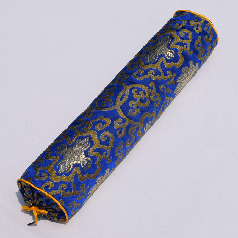 Jastučnica za vratni jastuk s izvezenim logom; satenski poliester tkanina (90% poliester); reaktivno bojanje; prilagodba dostupna