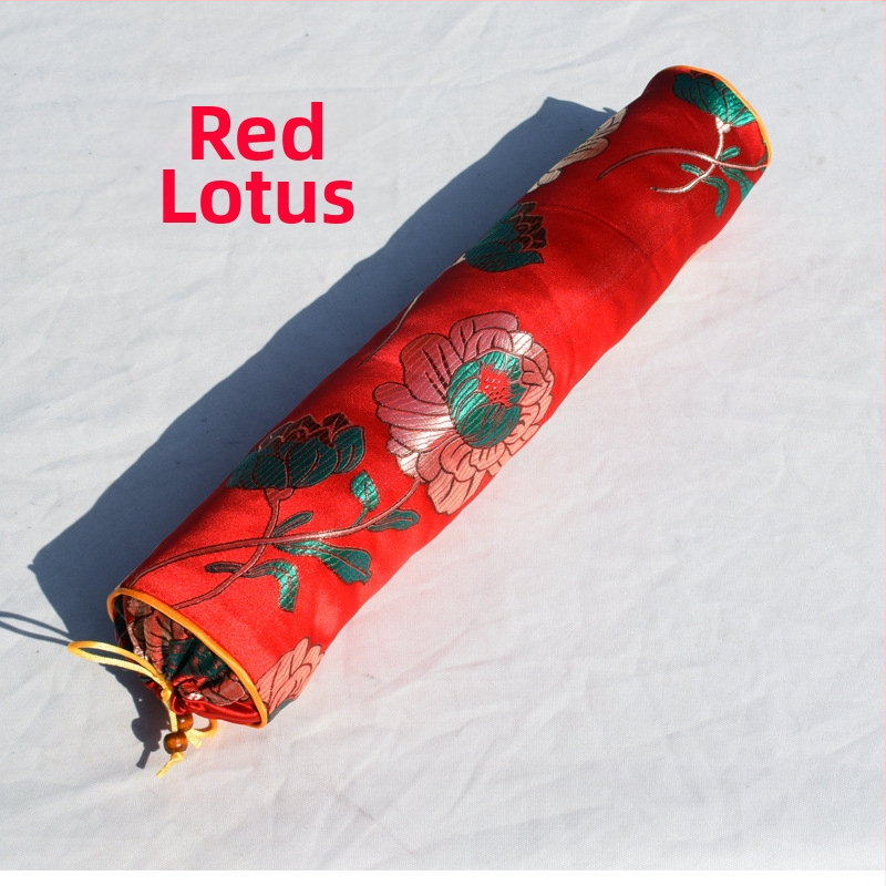 Jastučnica za vratni jastuk s izvezenim logom; satenski poliester tkanina (90% poliester); reaktivno bojanje; prilagodba dostupna