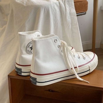 Ženske platnene tenisice s srednjom visinom gornje strane, gumom potplatom, pamukom podstavom i vezicama