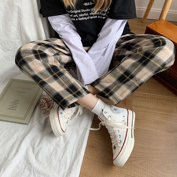 Ženske platnene tenisice s srednjom visinom gornje strane, gumom potplatom, pamukom podstavom i vezicama