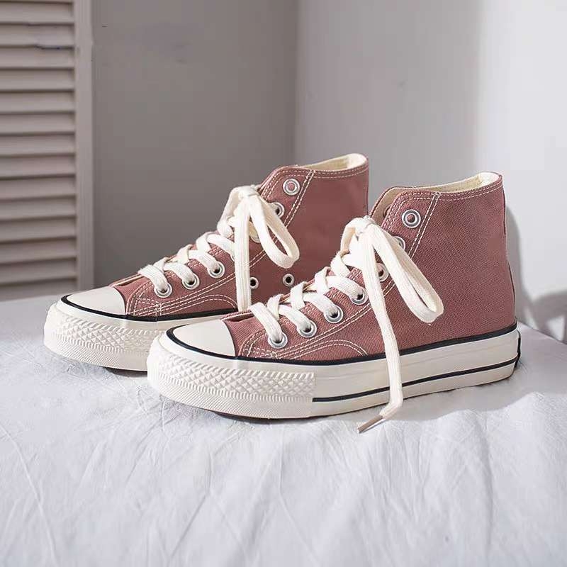 Ženske platnene tenisice s srednjom visinom gornje strane, gumom potplatom, pamukom podstavom i vezicama