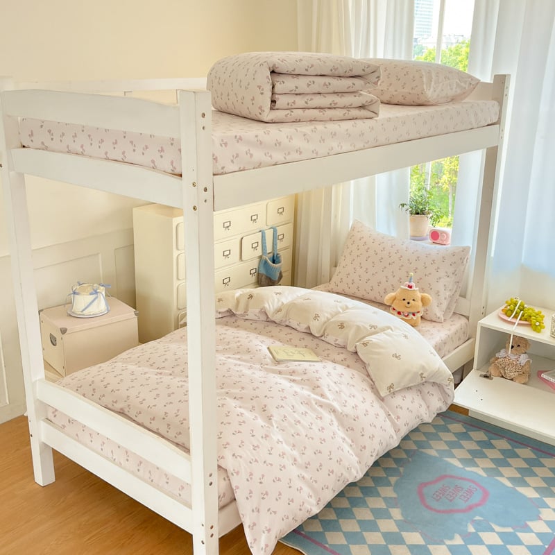 Mokyklos bendrabucio patalynės komplektas, keturių dalių, 100% medvilnė, animacinių ir botaniniai gėlių raštai, visam sezonui, svoris 2.0-2.5 kg