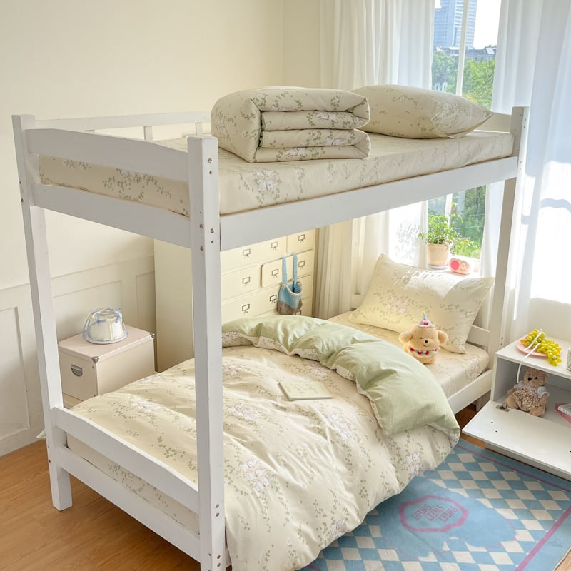 Mokyklos bendrabucio patalynės komplektas, keturių dalių, 100% medvilnė, animacinių ir botaniniai gėlių raštai, visam sezonui, svoris 2.0-2.5 kg