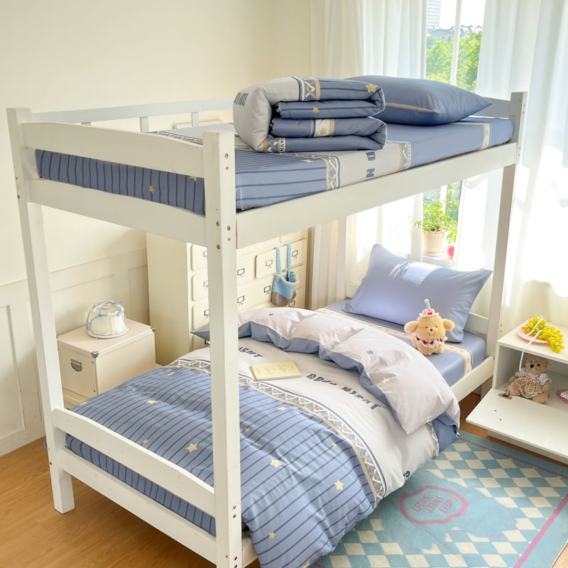 Mokyklos bendrabucio patalynės komplektas, keturių dalių, 100% medvilnė, animacinių ir botaniniai gėlių raštai, visam sezonui, svoris 2.0-2.5 kg